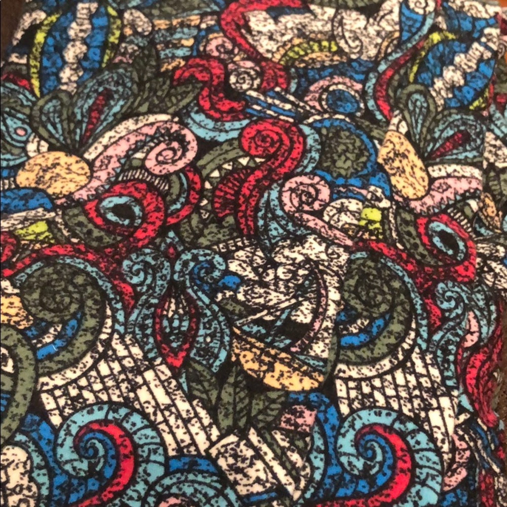 LulaRoe one size leggings